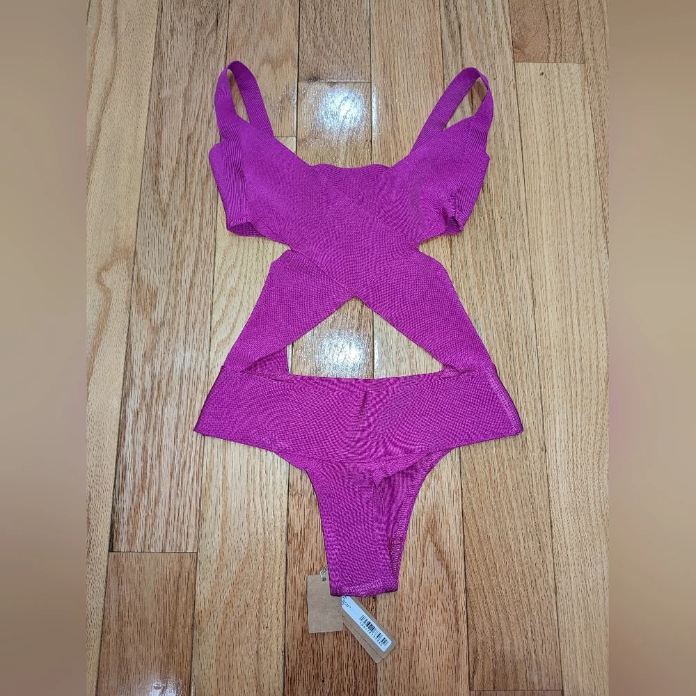 NWT SKIMS KNIT BEACHWEAR MONOKINI IN LOLLIPOP